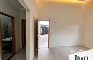 Imagem 14: Casa à Venda no Bairro Village Fama, Bady Bassitt com 3 Quartos por R$...