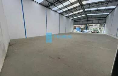 Imagem 3: Galpão novo para locação, 300m², 5 vagas, Conceição