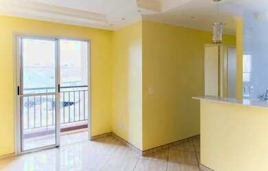 Imagem: O apartamento possui 2 Dormitórios, 1 Banheiro, 1 Vaga na garagem