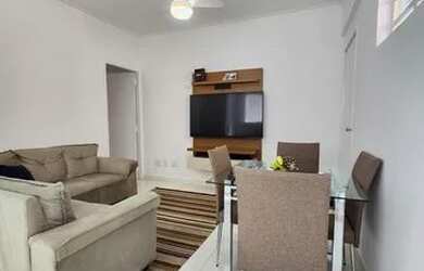 Imagem: O apartamento possui 1 Dormitório, 1 Banheiro, 1 Vaga na garagem