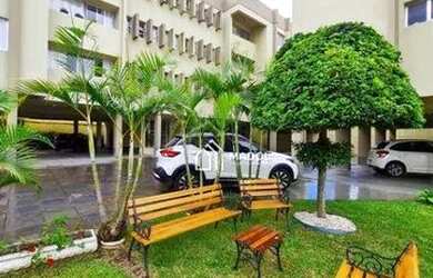 Imagem: O apartamento possui 3 Dormitórios, 1 Banheiro, 1 Vaga na garagem