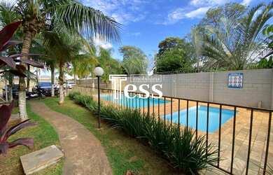 Imagem: O apartamento possui 2 Dormitórios, 2 Banheiros, 1 Vaga na