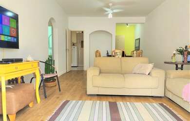 Imagem: O apartamento possui 2 Dormitórios, 2 Banheiros, 1 Vaga na