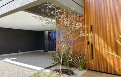 Imagem 11: Sobrado à venda no Jardins Madri com 4 suítes em Goiânia GO