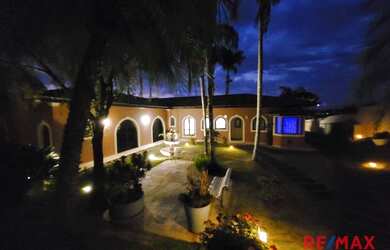 Imagem 2: Casa com 6 Quartos, 906 m² - venda por R$ 4.750.000 ou aluguel por R$...