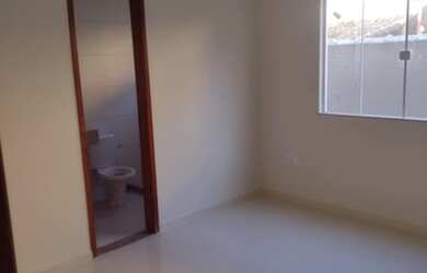 Imagem 3: Casa para venda tem 80 metros quadrados com 3 quartos em Extensão do Bosque - Rio das Ostr