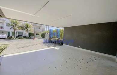 Imagem 15: Sobrado à venda no Jardins Madri com 4 suítes em Goiânia GO