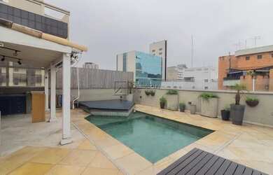 Imagem: O apartamento na cobertura possui 4 Dormitórios, 5 Banheiros