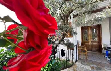 Imagem: A casa em condomínio possui 3 Dormitórios, 5 Banheiros, 5