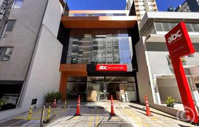 Imagem: O apartamento possui 1 Dormitório, 1 Banheiro, 40m² de Área