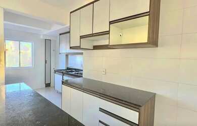 Imagem: O apartamento possui 3 Dormitórios, 2 Banheiros, 2 Vagas na