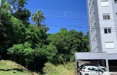 Imagem: O terreno possui 360m² de Área e está localizado em Santa