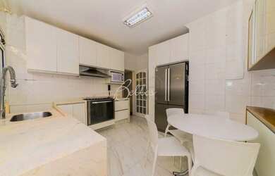 Imagem 6: Casa - 4 dormitórios - Venda - Bairro Água Verde - BELLOS IMÓVEIS