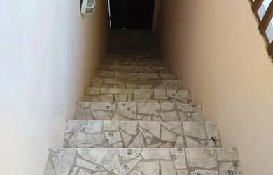 Imagem 5: 3/4 , 2 suites 1 andar em rua Publica