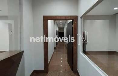 Imagem 11: Lojão com 900m²; e 04 vagas para locação na Savassi