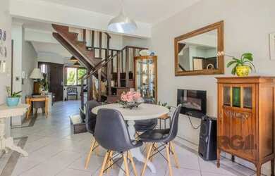 Imagem 7: Casa em Hípica. Piscina, Churrasqueira, Imóvel novoeLareira