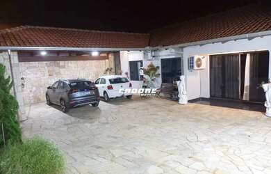 Imagem 15: Excelente Residência com Piscina no Bairro Velha