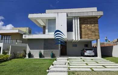 Imagem: A casa em condomínio possui 4 Dormitórios, 5 Banheiros, 3