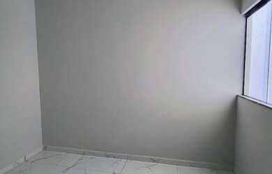 Imagem 5: Ótima casa 3/4 sendo 1 suíte próxima a Av. Airton Senna