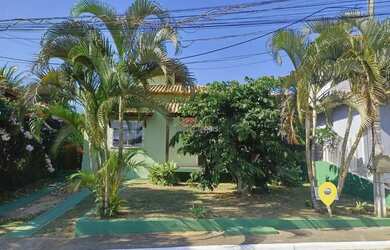 Imagem: Casa de locação anual com 3 quartos dentro de Condomínio