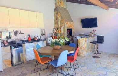 Imagem 16: Excelente Residência com Piscina no Bairro Velha