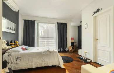 Imagem 14: Casa com amplos ambientes em condomínio fechado