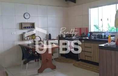 Imagem: A casa possui 5 Dormitórios, 5 Banheiros, 5 Vagas na garagem