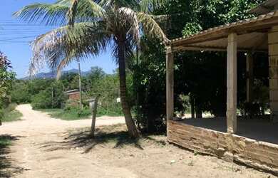 Imagem 11: Casa. Varanda, 1.000m² de Área, 1 Banheiroe3 Dormitórios