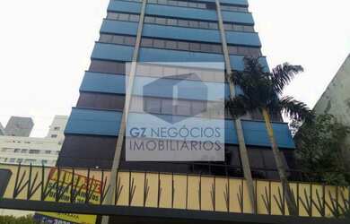 Imagem: O depósito possui 2 Vagas na garagem e 90m² de Área e está