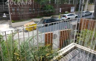 Imagem: A casa possui 3 Dormitórios, 4 Banheiros, 3 Vagas na garagem