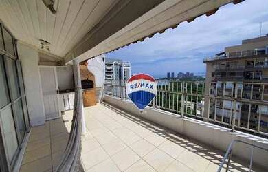 Imagem: O apartamento na cobertura possui 3 Dormitórios, 2 Banheiros