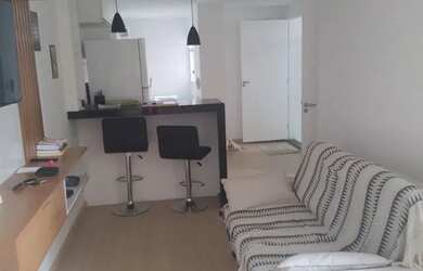 Imagem: O apartamento possui 1 Dormitório, 1 Banheiro, 1 Vaga na garagem