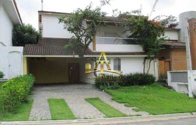 Imagem: A casa em condomínio possui 3 Dormitórios, 5 Banheiros, 4