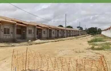 Imagem: A casa em condomínio possui 2 Dormitórios, 2 Banheiros, 1