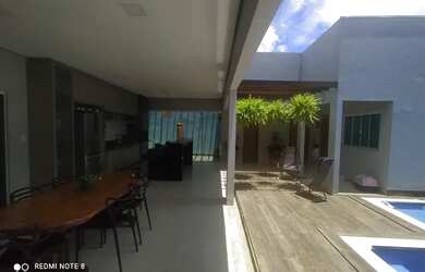 Imagem 6: Casa para alugar. Piscina, 258m² de Área, 2 Vagas na garageme4 Dormitórios
