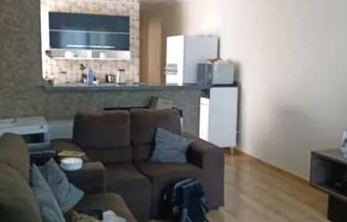 Imagem: O apartamento possui 2 Dormitórios, 2 Banheiros, 1 Vaga na