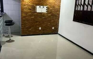 Imagem: A casa possui 2 Dormitórios, 1 Banheiro e está localizado