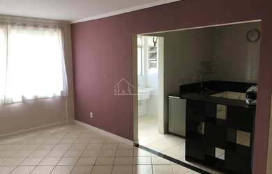 Imagem: O apartamento possui 2 Dormitórios, 2 Banheiros, 1 Vaga na