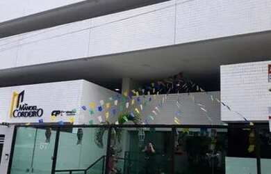 Imagem: O apartamento possui 1 Dormitório, 1 Banheiro, 1 Vaga na garagem