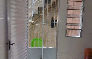 Imagem: A casa possui 2 Dormitórios, 1 Banheiro, 75m² de Área e