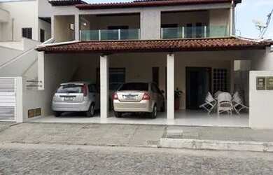 Imagem: A casa em condomínio possui 3 Dormitórios, 2 Banheiros e