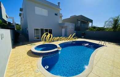 Imagem: A casa em condomínio possui 3 Dormitórios, 5 Banheiros, 4