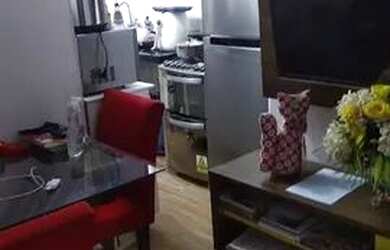 Imagem: O apartamento possui 1 Dormitório, 1 Banheiro, 1 Vaga na garagem