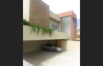 Imagem: A casa em condomínio possui 3 Dormitórios, 4 Banheiros, 4