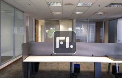 Imagem: O depósito possui 5 Vagas na garagem, 272m² de Área, Imóvel