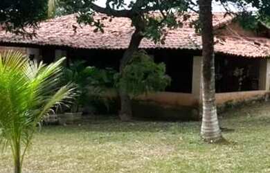 Imagem: A fazenda possui 5000m² de Área e está localizado em Vale