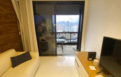 Imagem: O studio possui 2 Dormitórios, 2 Banheiros, 1 Vaga na garagem