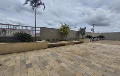 Imagem: O apartamento possui 2 Dormitórios, 2 Banheiros, 2 Vagas na