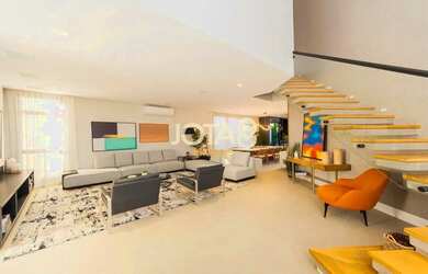 Imagem 7: CASA EM CONDOMÍNIO EM SANTA FELICIDADE Casa Em Condomínio Em Santa Felicidade...