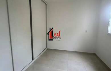 Imagem: A casa em condomínio possui 3 Dormitórios, 2 Banheiros, 1